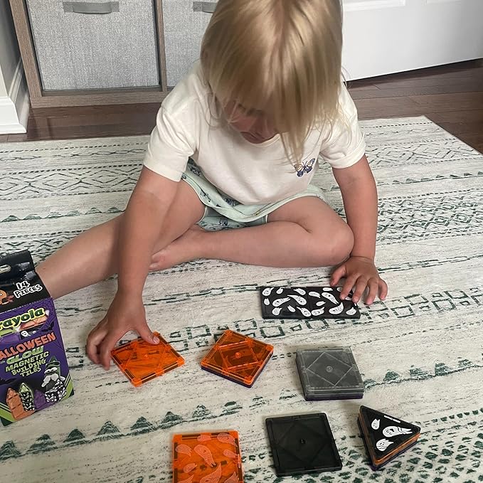 CreateOn Crayola Halloween Glow in The Dark Magnetic Tiles Set, Building Set for Kids, STEM Toys for Boys and Girls Ages 3 and Up, 14-Piece Set
