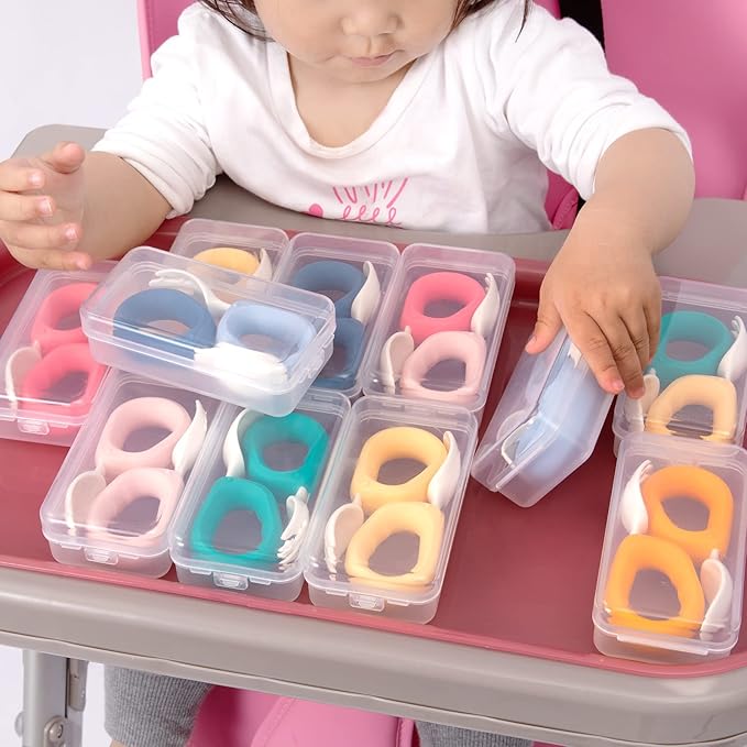 Baby Self Feeding Training Spoon and Fork Set with Travel Case, BPA-Free Cute Circle Toddler Training Utensils, Silicone/ABS Great Tableware Set Spoons Fork for Kids(Deep Green & Light Yellow)