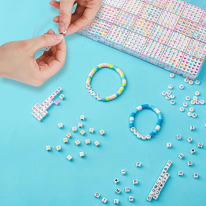 1400pcs Letter Beads, 6x6 mm Acrylic Alphabet Beads, Beads for Jewelry and Bracelet Making, in 28 Grid Box (White and Black)